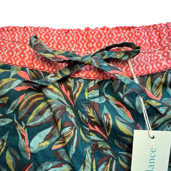 NWT LOT Bundle 2 Sundance Women's Floral Patterned 100% Cotton Shorts S - Picture 3 of 12